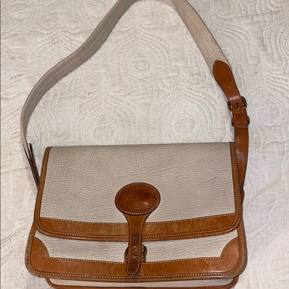 Dooney & Bourke Handbags - Vintage Dooney & Bourke AWL shoulder bag